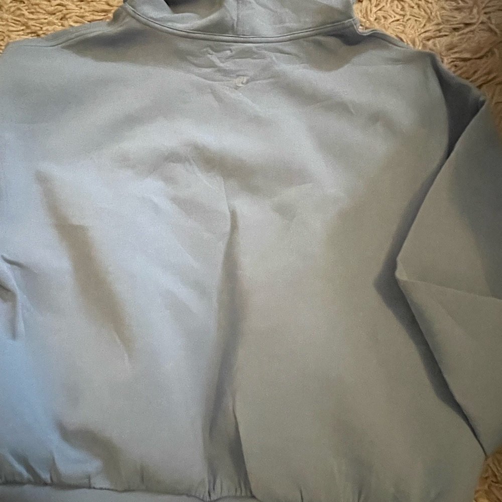 lululemon Full Flourish Pullover as 8 blue willow luxtreme funnel neck$128 - Picture 3 of 7
